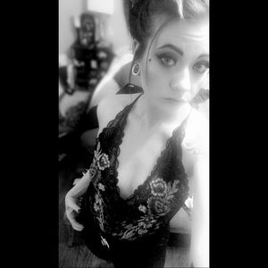 Meet your Posher, Alissa